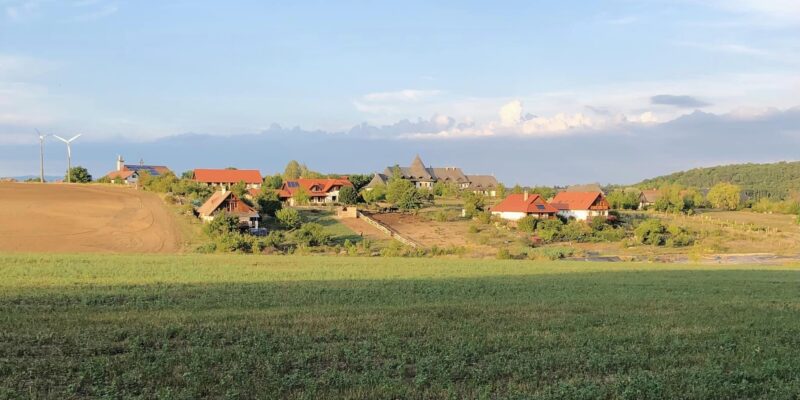 Ökofalu: jelentés, működés, hazai képviselők